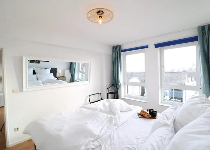 Neu Executive Stay 90M2 Balkon Lift Zentral Parkplatz *