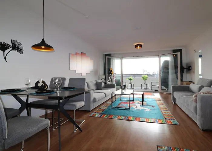 Appartement Neu Executive Stay 90M2 Balkon Lift Zentral Parkplatz *