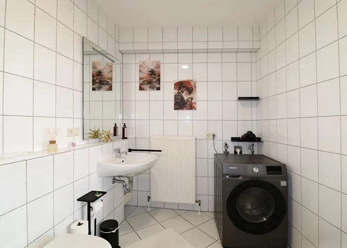 Premium 90qm Zentrum Sued-balkon Parkplatz 1-4 Personen Bad Lippspringe